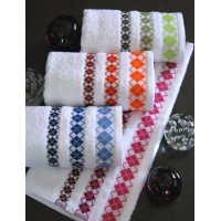 Toalla Rizo Cenefa Jacquard ESCOCES