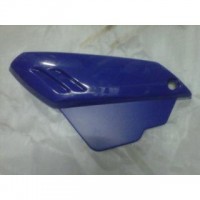 Cacha Herremientas Yamaha Crypton Azul Plastica Derecha