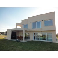 Casa de 4 dormitorios en venta en Complejo Villa Nueva | 8688
