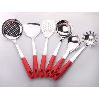 Set de los utensilios de cocina
