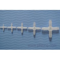 Accesorio de plastico de cruz